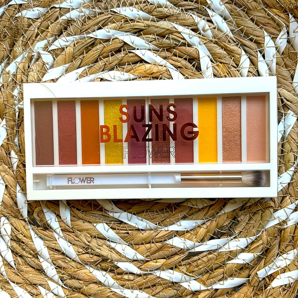 NWT FLOWER Beauty, Shimmer & Shade Eyeshadow Palette, Sun's Blazing